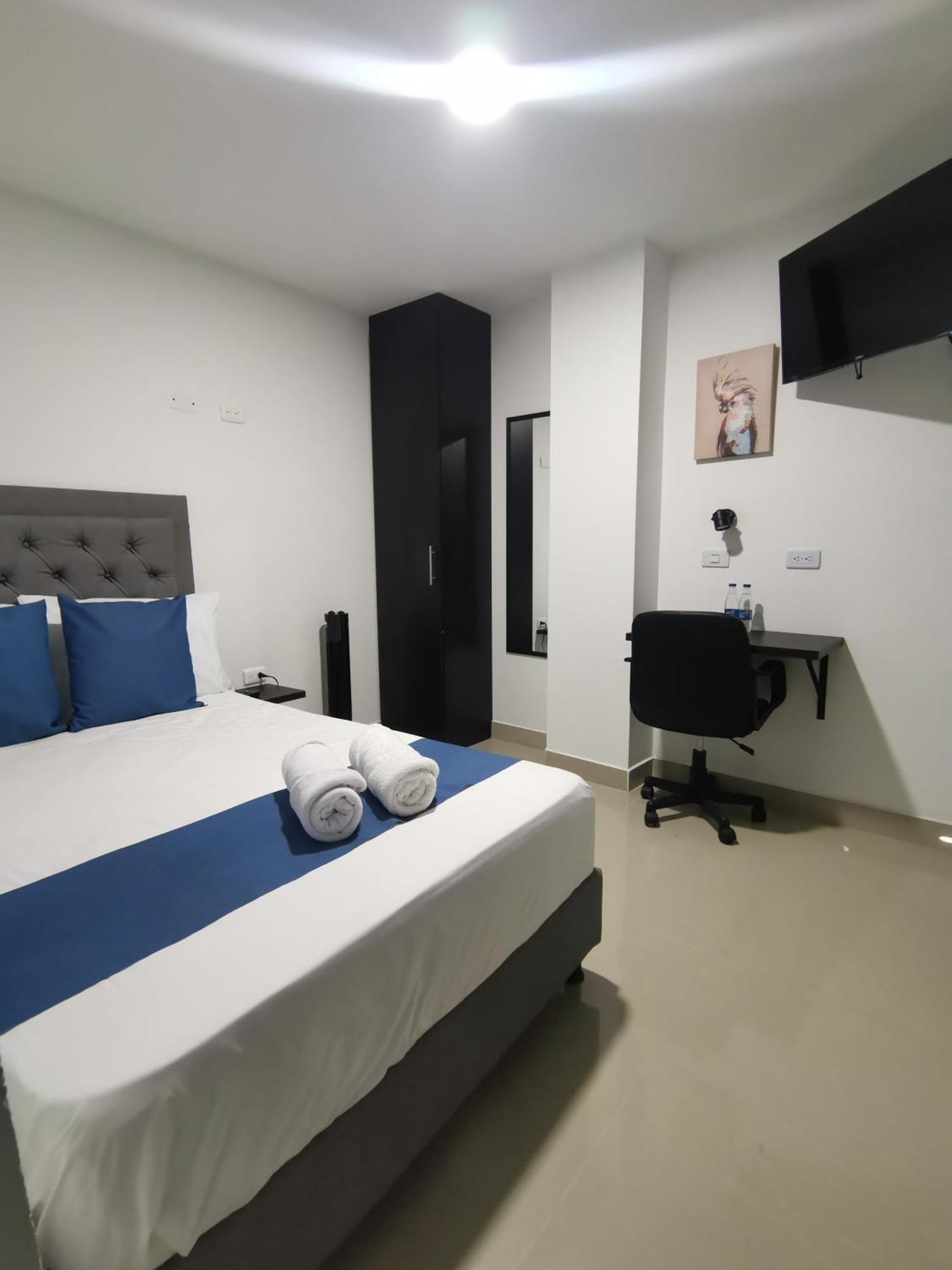 Andaliving Campo Valdes Hospedaje Medellin Ngoại thất bức ảnh
