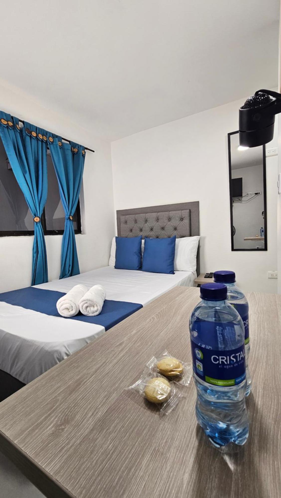Andaliving Campo Valdes Hospedaje Medellin Ngoại thất bức ảnh