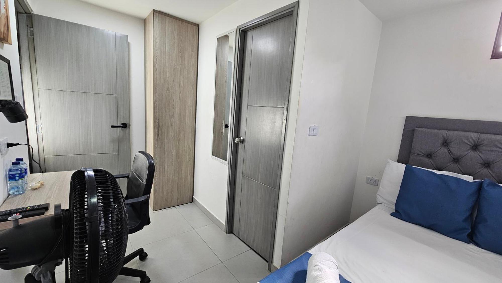 Andaliving Campo Valdes Hospedaje Medellin Ngoại thất bức ảnh